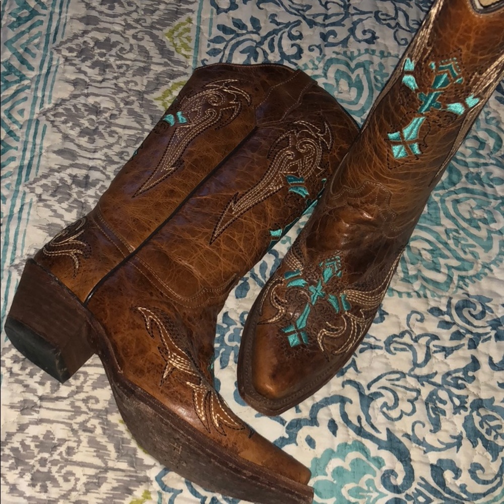 Circle g boots
